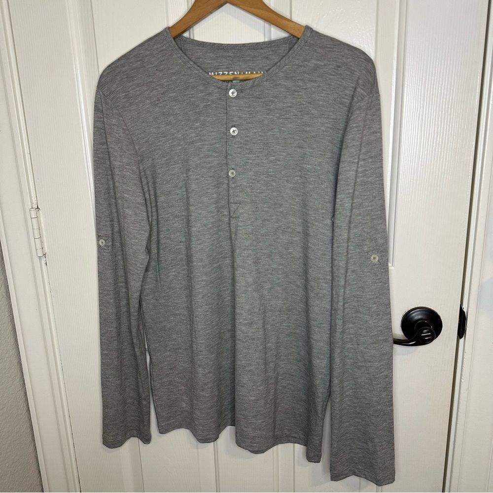 Mizzen + Main Light Grey Henley Long Sleeve Sz L Minimalist Quiet Luxury Preppy